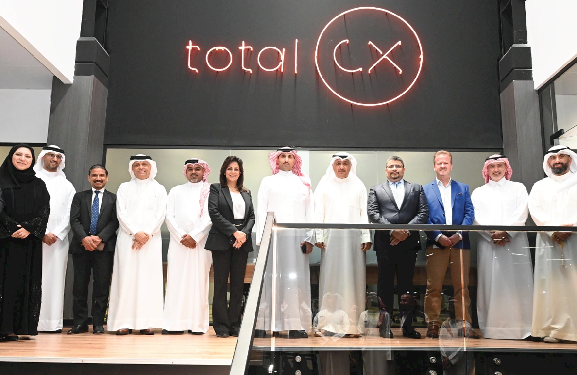 هيئة الكهرباء والماء توقع اتفاقية مع شركة توتل سي أكس لتطوير خدمات الاتصال التابعة لها