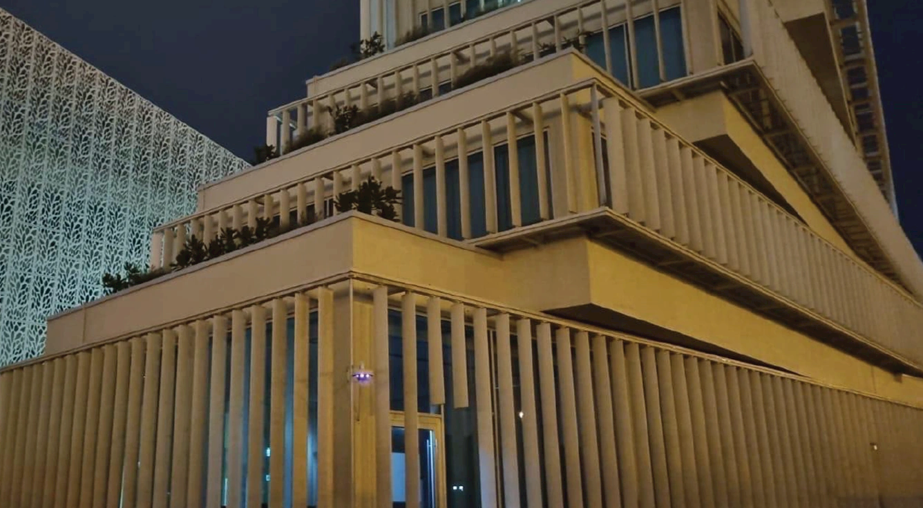 هيئة الكهرباء والماء تشارك في ساعة الأرض لدعم جهود الاستدامة